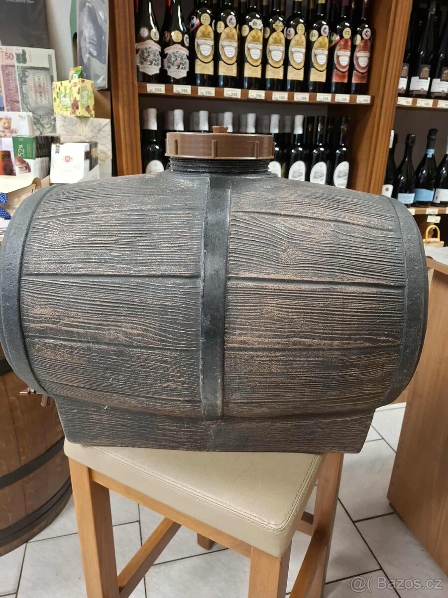 Parafínový plastový soudek na burčák nebo na víno 50l - 2