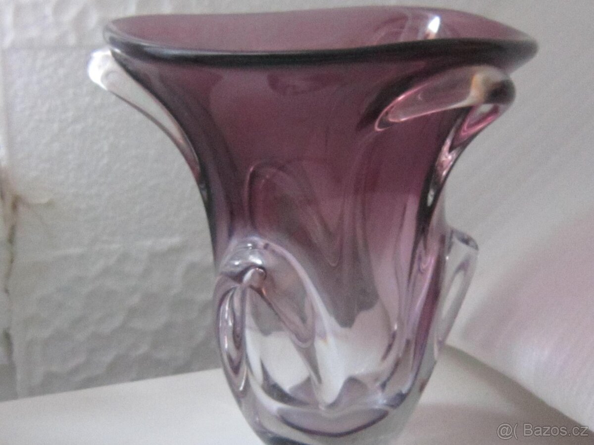 STAROŽITNÁ VÁZA , autor L.PALEČEK - 2