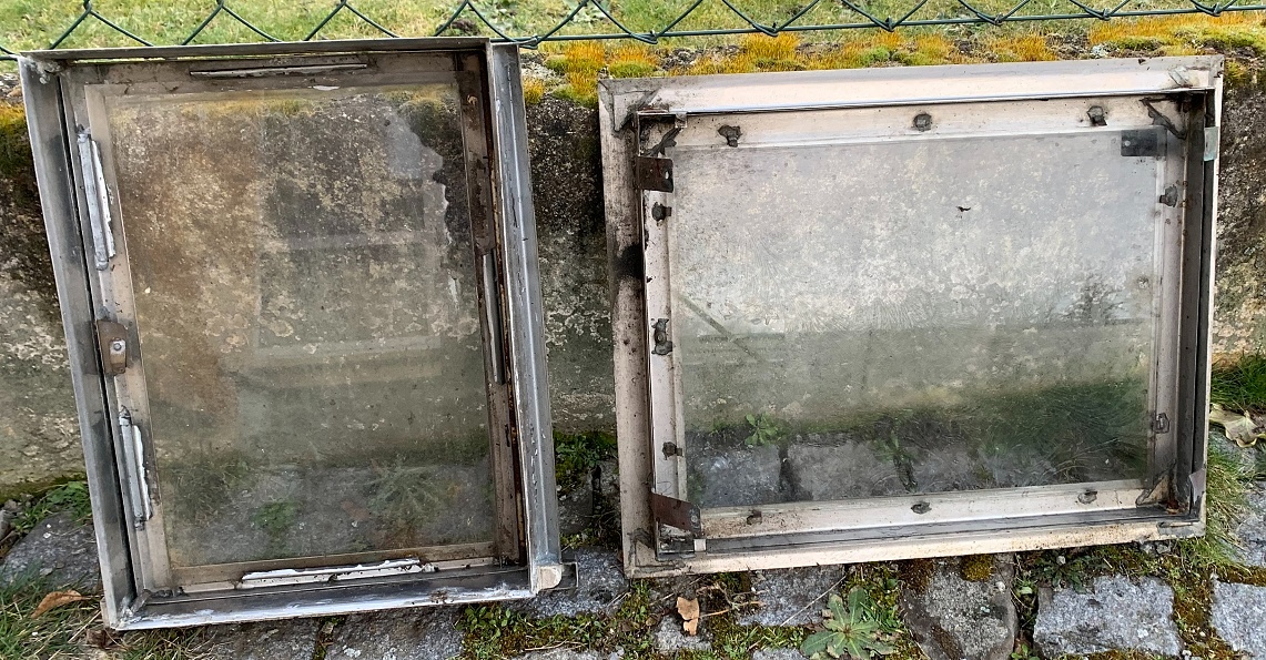 rámečky schránek na náhrobky - 2