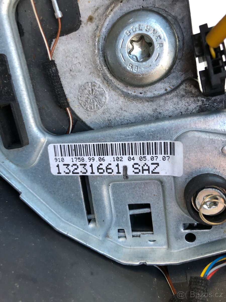 Kožený multifunkční volant - 2