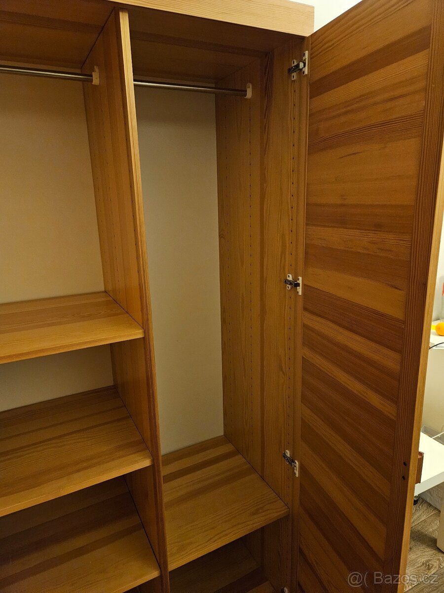 Skříň šatní dřevěné Ikea - 2