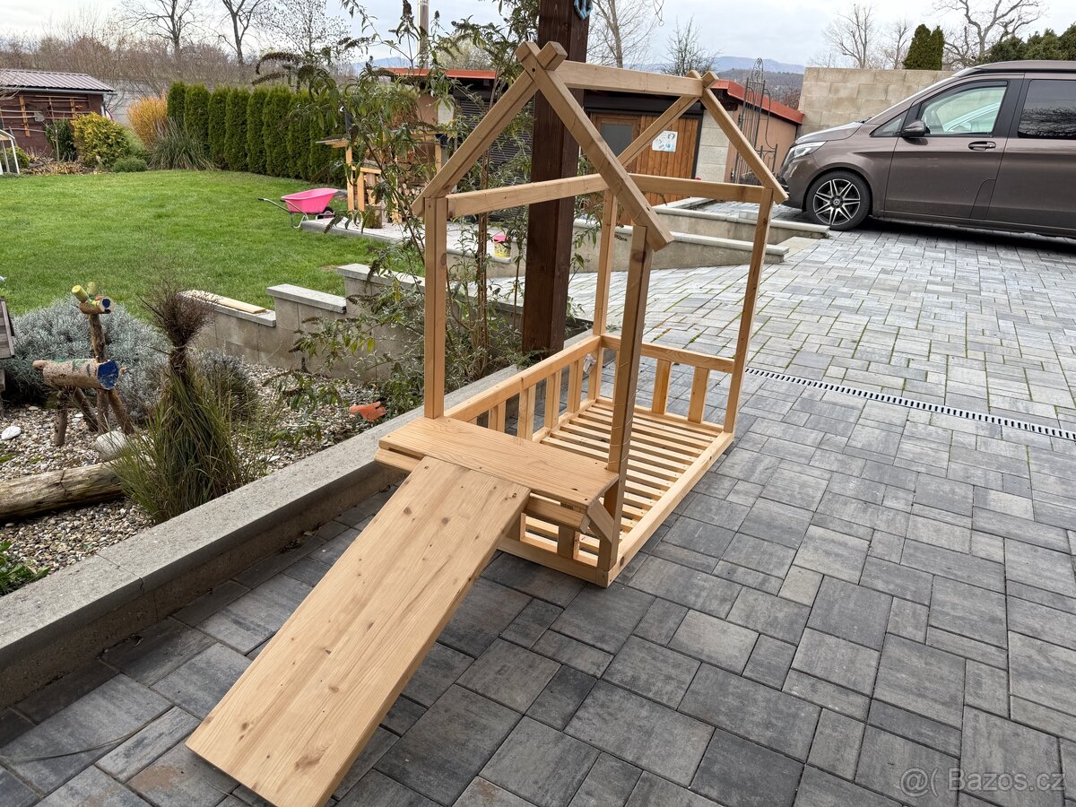 Dětská postýlka z masivu s klouzačkou - 2