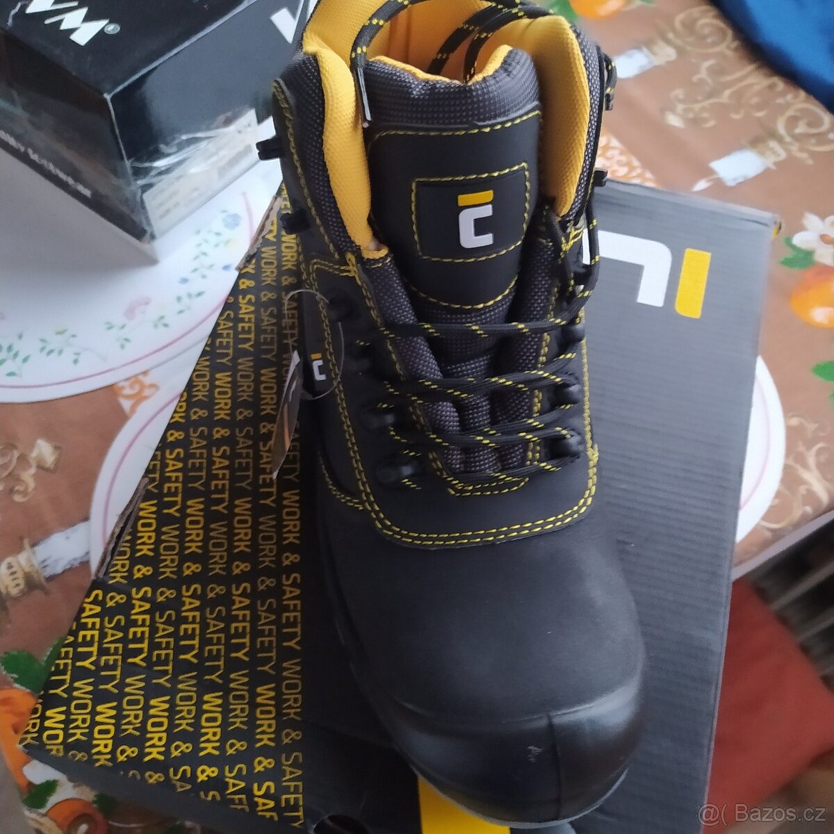 Pracovní boty 43 - 2