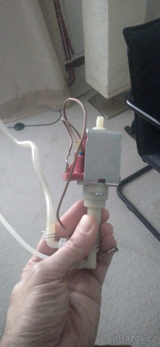 Prodám náhradní díly Delongi 3200 - 2