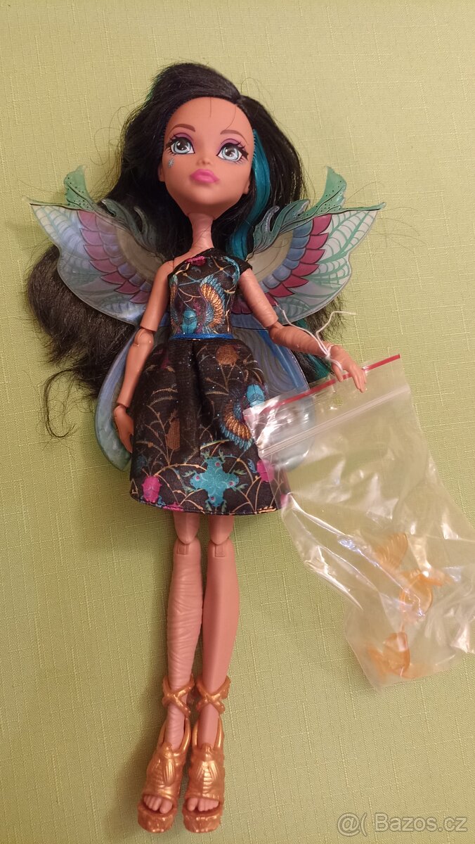 Monster high Cleo s křídly - 2