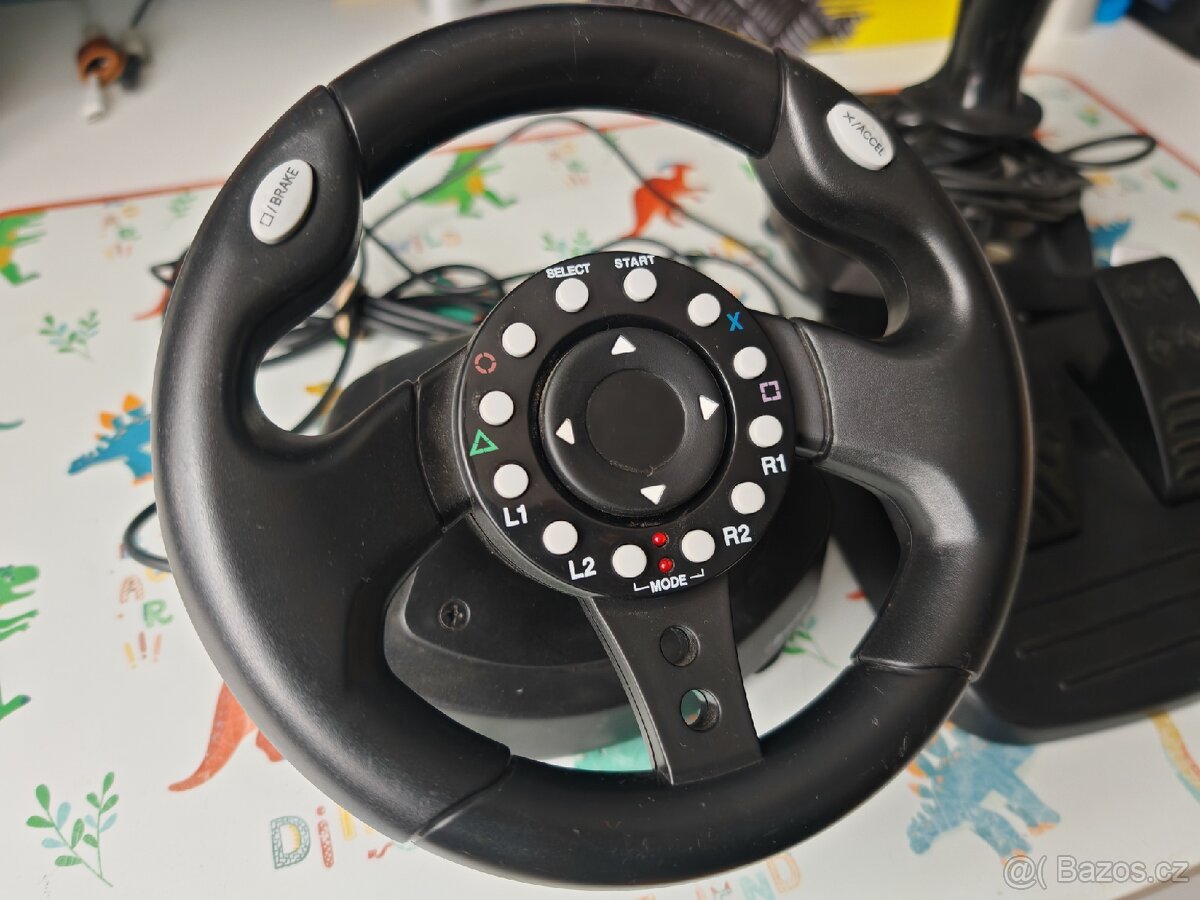 Volant s pedály k PS2 - 2