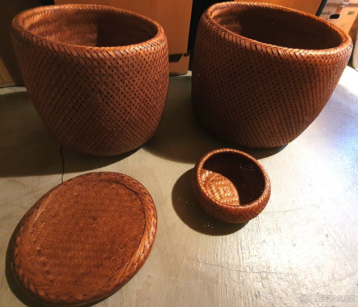 Prodám sadu obalů na květináče - 2