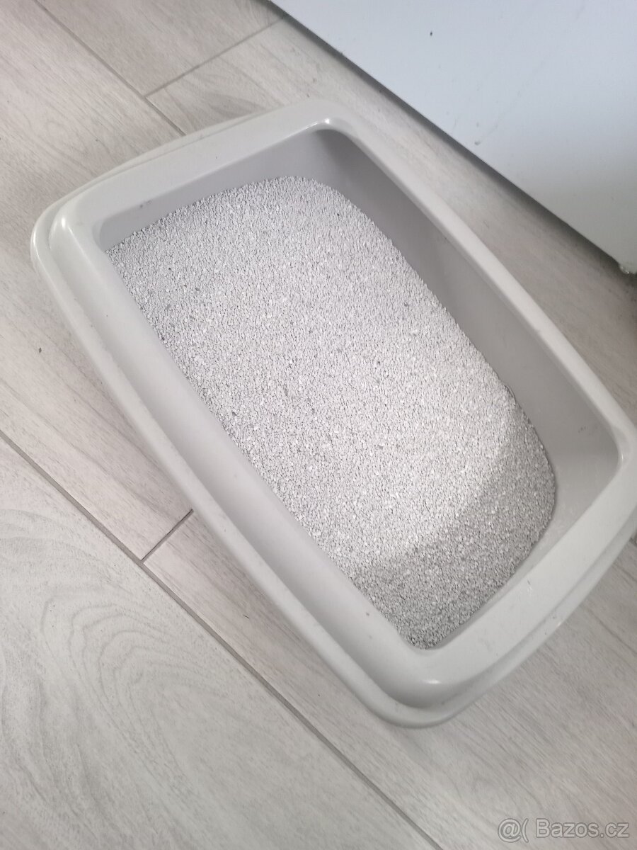 Kočičí záchod - 2