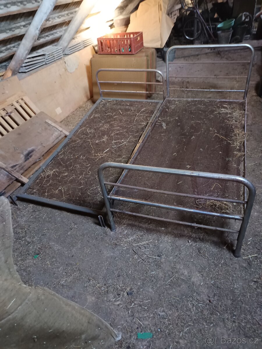 stára postel trupkova - 2