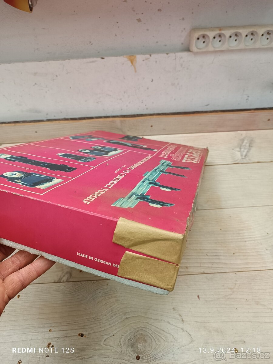 Retro stará dětská hra, skládačka - 2