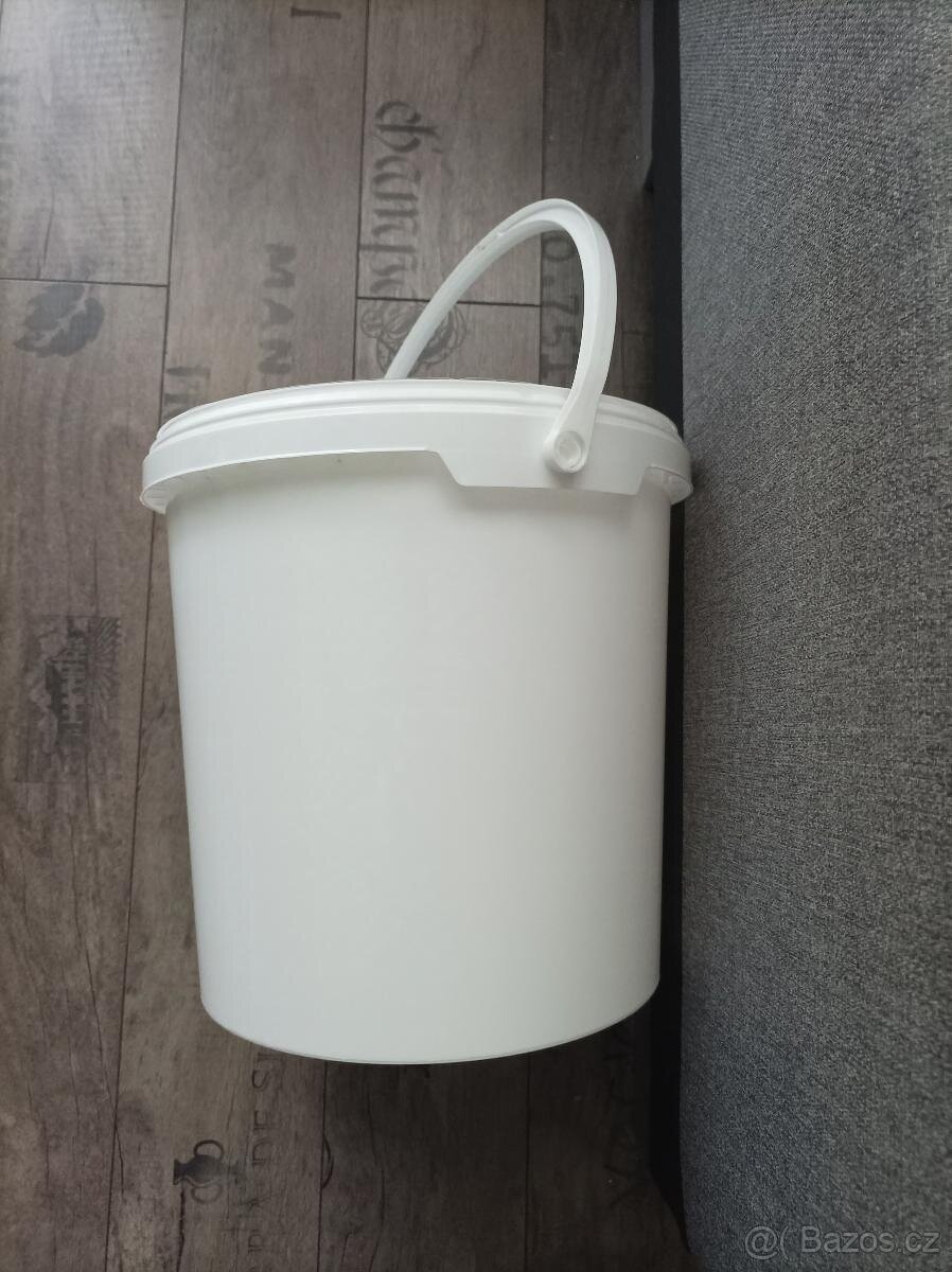 Plastové kbelíky 10 l (27 ks) - 2