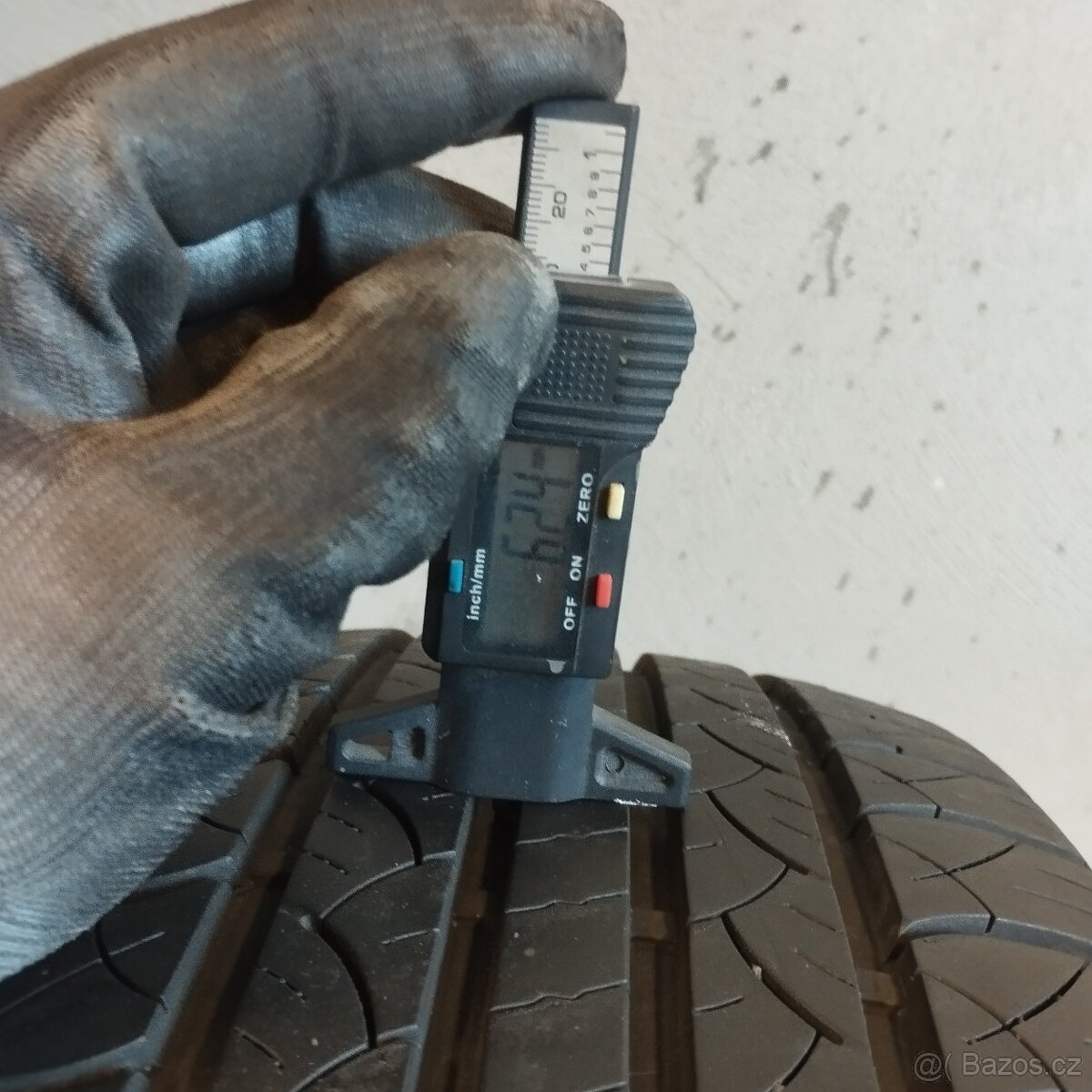 Celoroční pneumatiky 235/60/18 XL - 2