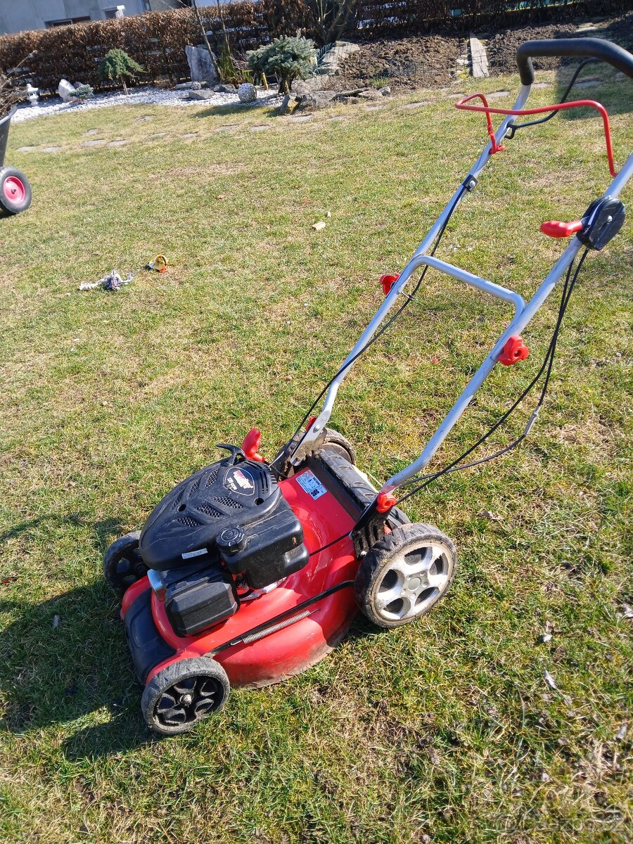 Benzínová sekačka - 2