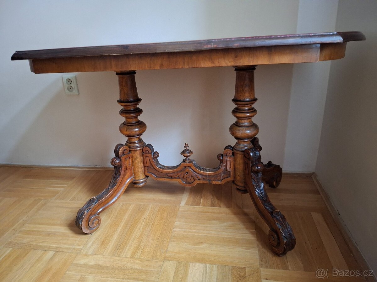 Starožitný stůl - 2
