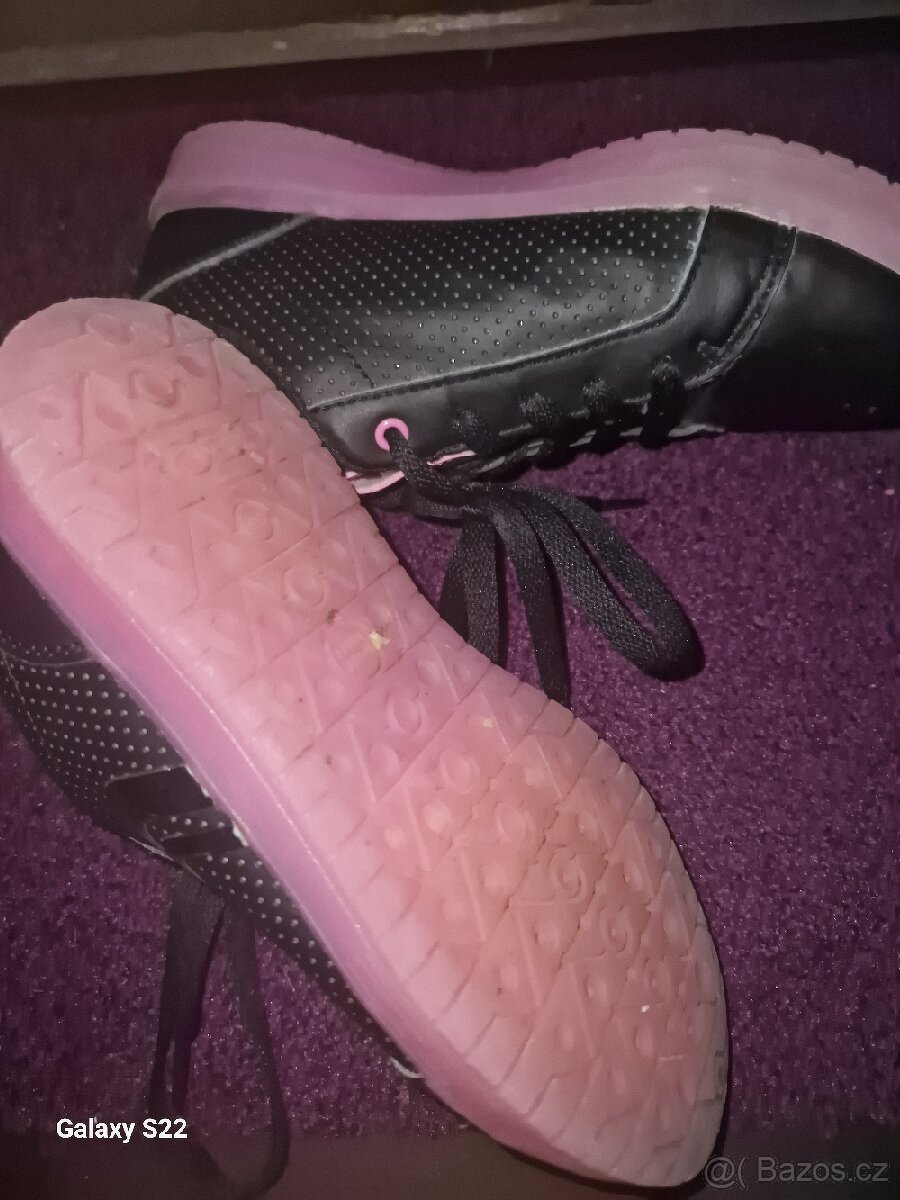 Geox blikací boty 33 - 2