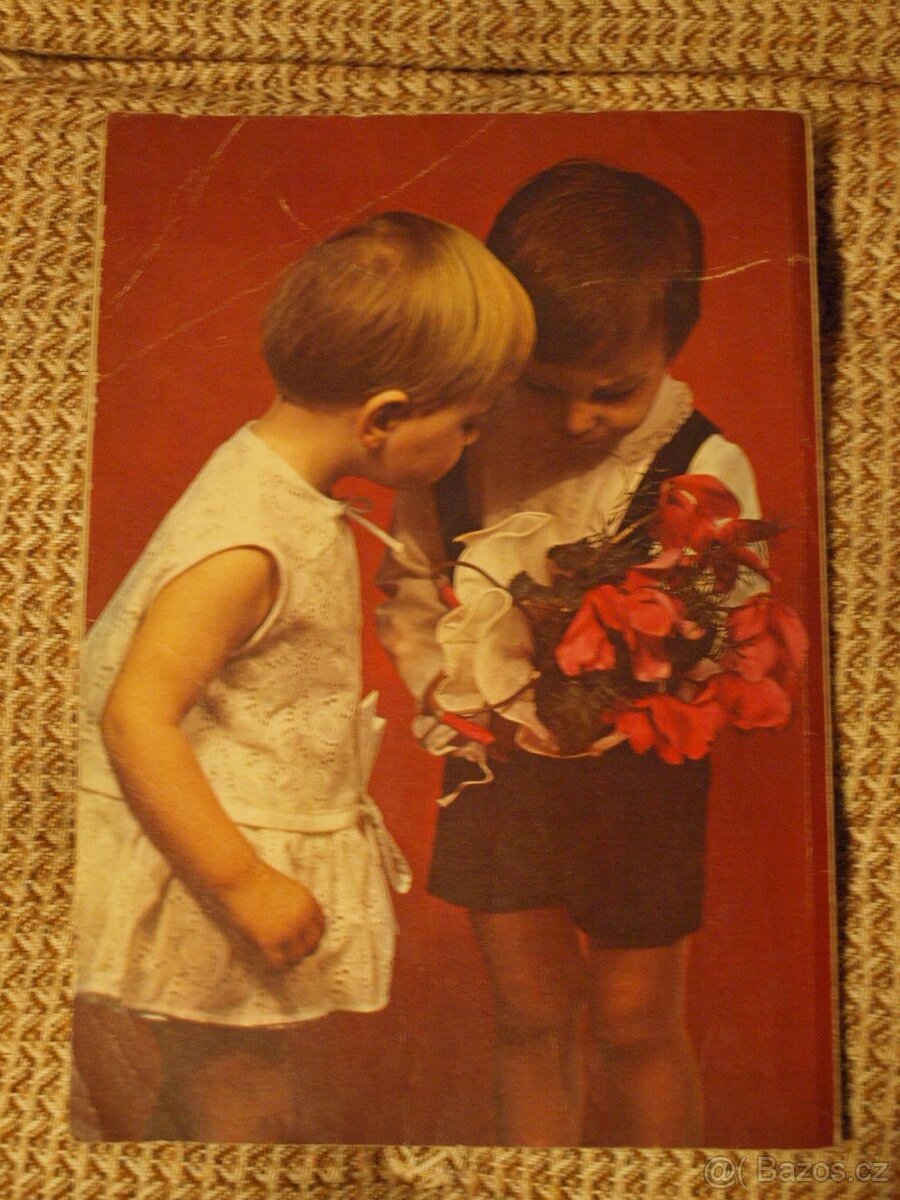 KATALOG ODÍVÁNÍČKO z roku 1971 - 2