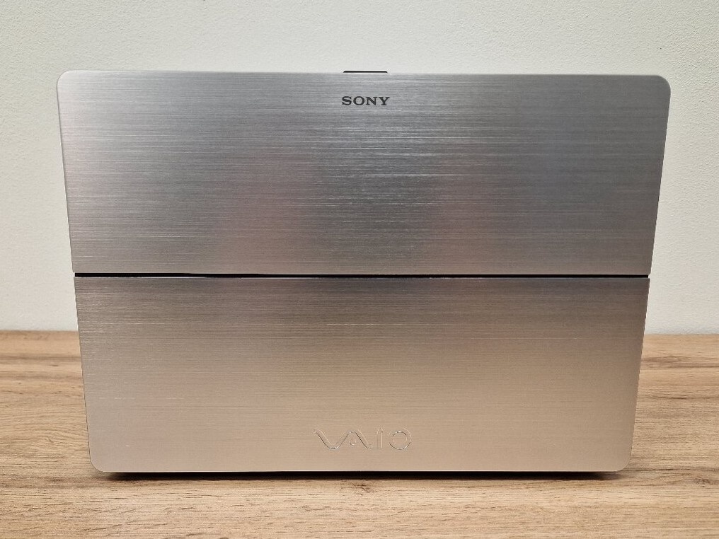 Notebook Sony SVF14N1D4E celokovový - 2