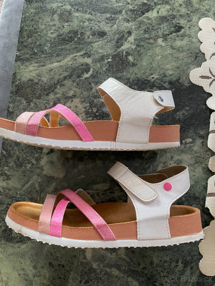 Dívčí sandály Saumos - 2
