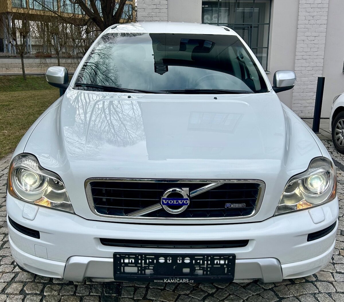 VOLVO XC90 2.4D5 R-DESIGN 147KW 4x4 7MÍST-Bi XENON-KŮŽE-PDC - 2
