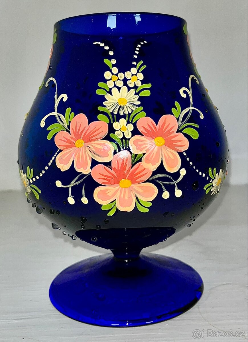 Ručně malovaná modrá sklenice s číslem 70 - 2