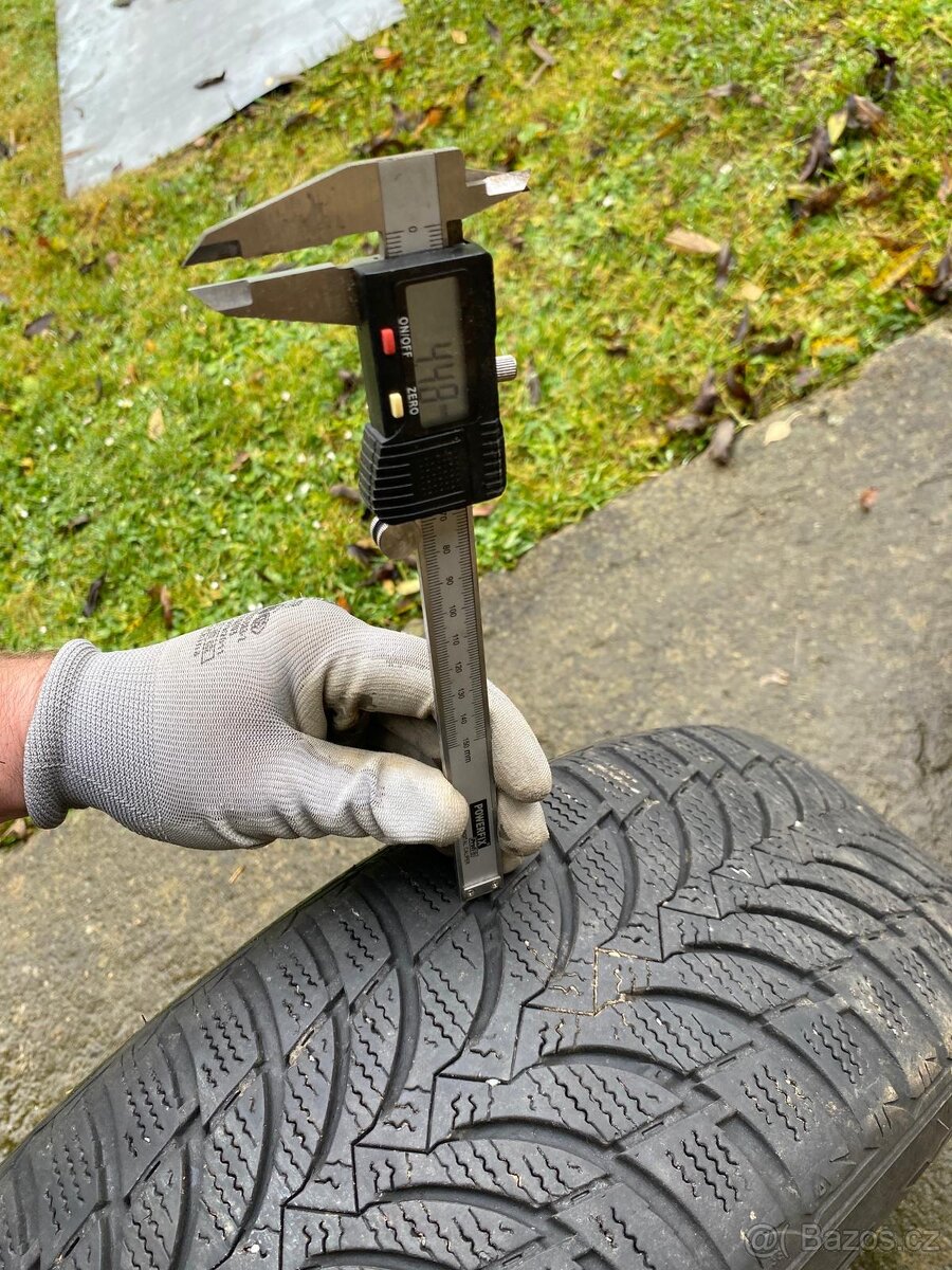 zimní pneumatiky, Nexen 205/60 R16 - 2