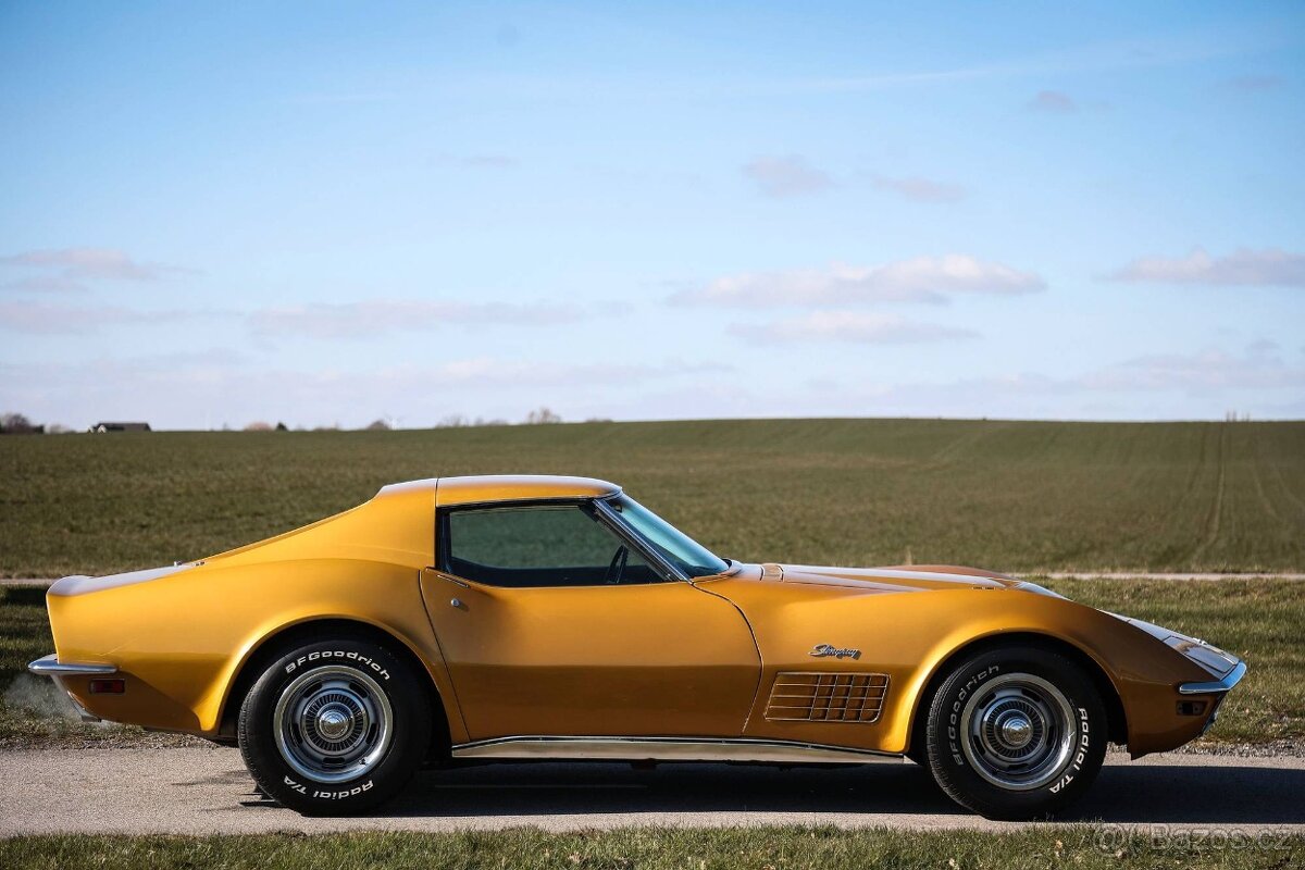 Chevrolet Corvette C3 Stingray z roku 1971 - 2