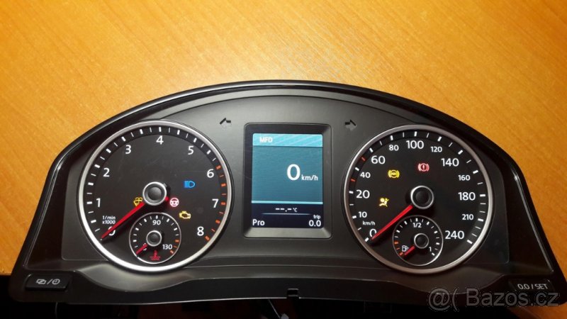 PREMIUM barevné budíky Golf 5 / Tiguan / Jetta / Scirocco - 2