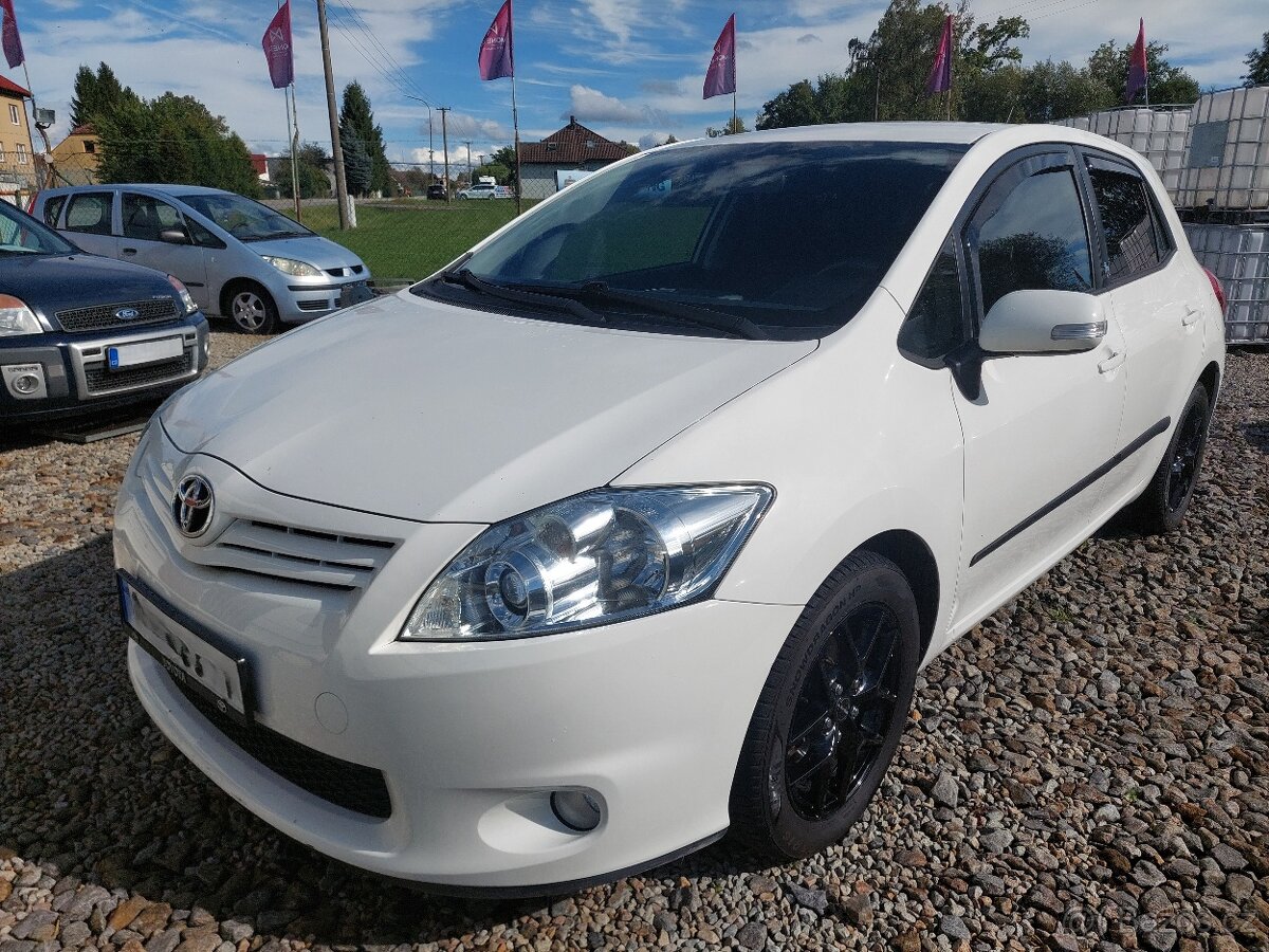 Toyota Auris 1.6i , klimatizace - 2