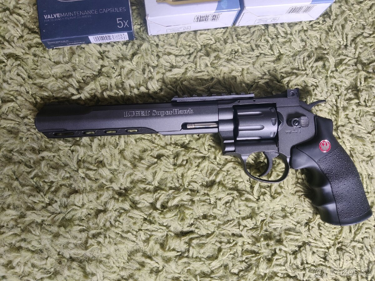 Plynová airsoft Magnum 44. - 2