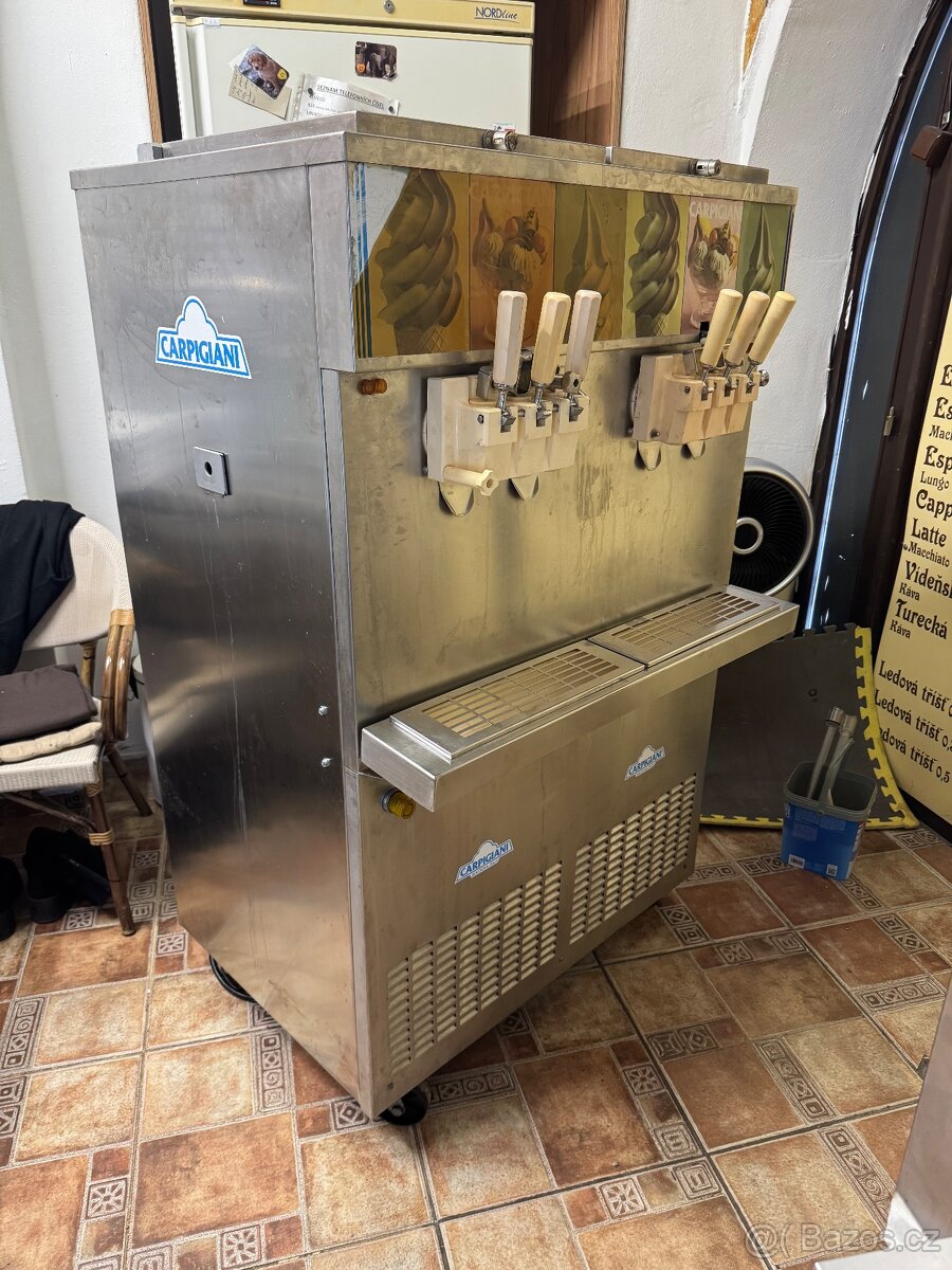 Zmrzlinovy stroj carpigiani 6 - ti paka - 2