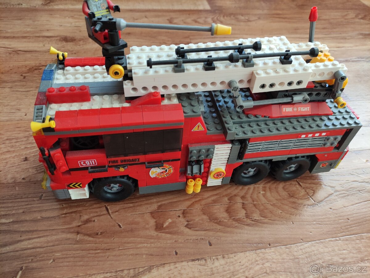 Velké auto lego - 2