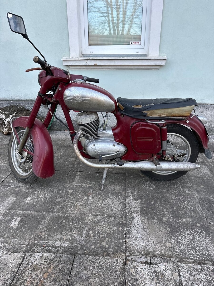 Jawa 250 - panelka - 2