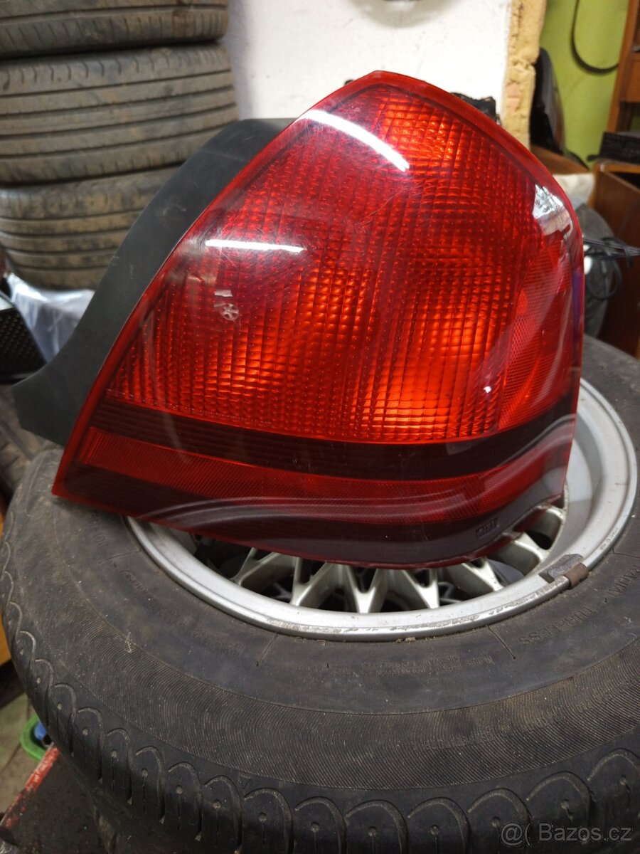 Ford crown Victoria - 2