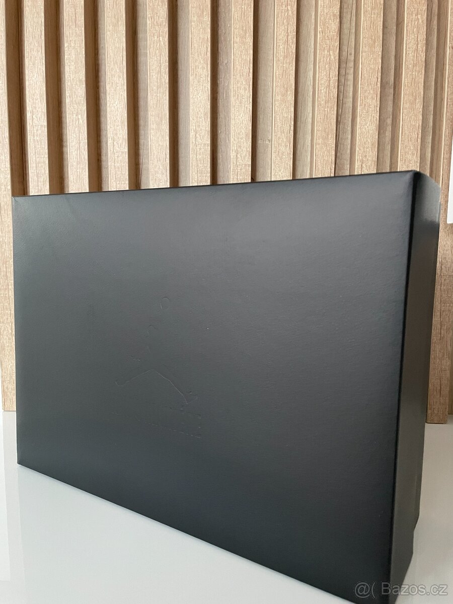 Air Jordan 4 Dark Mocha US10/EU43 - 2