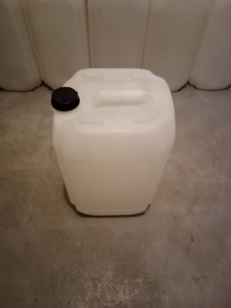 Plastové kanystry 25 L - 2