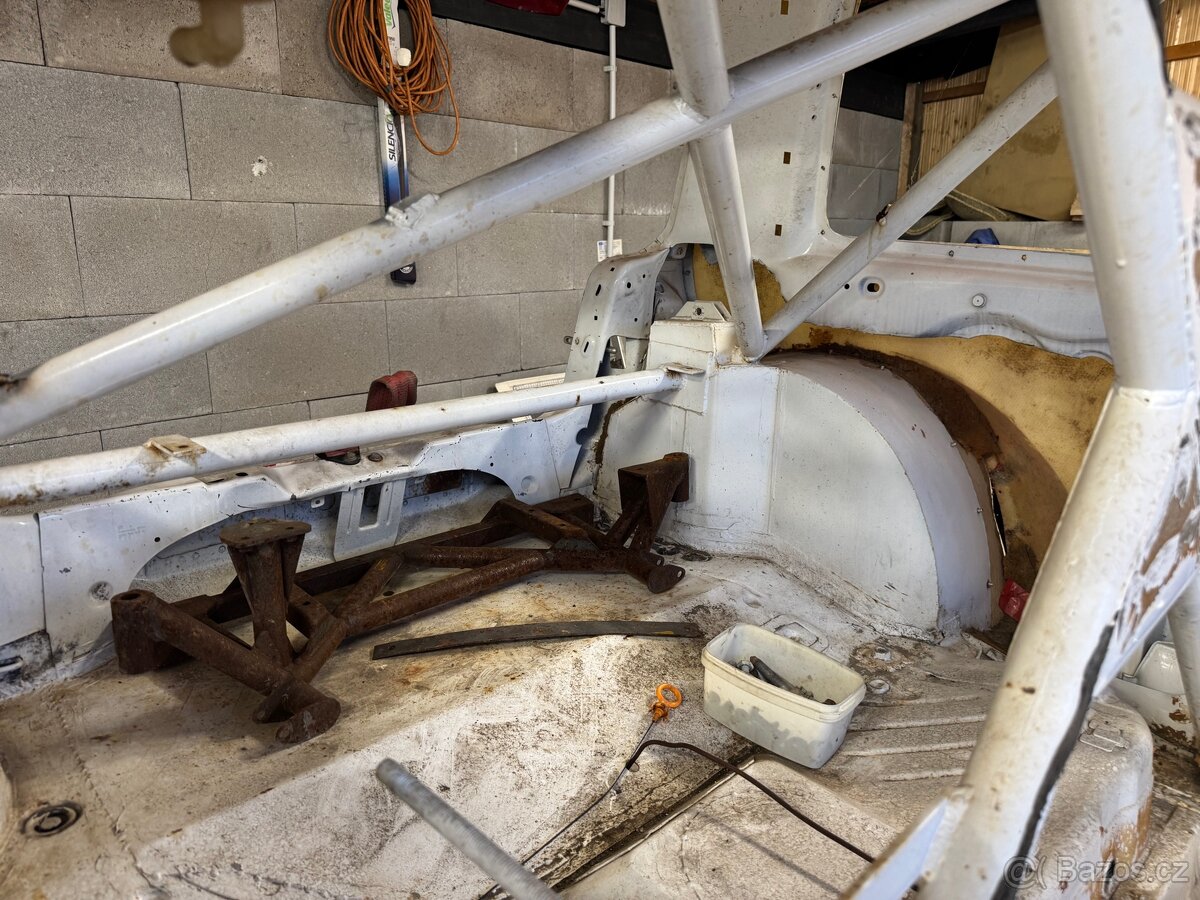 Karoserie s rámem VW Lupo - 2