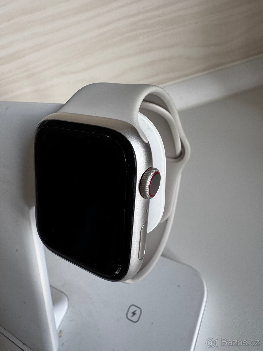 Apple Watch Series 7, 45mm - CELLULAR - 2