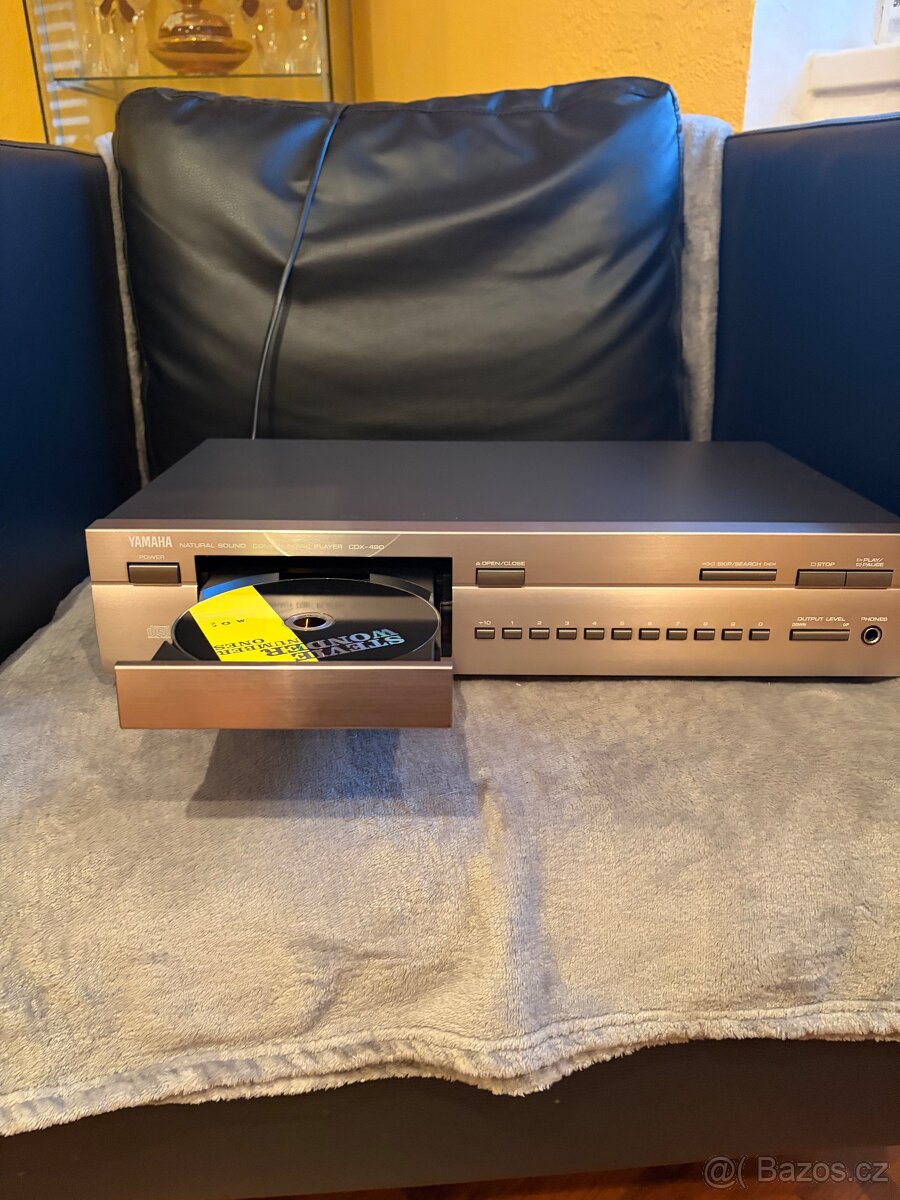 Yamaha CDX-490 CD-Přehrávač - 2