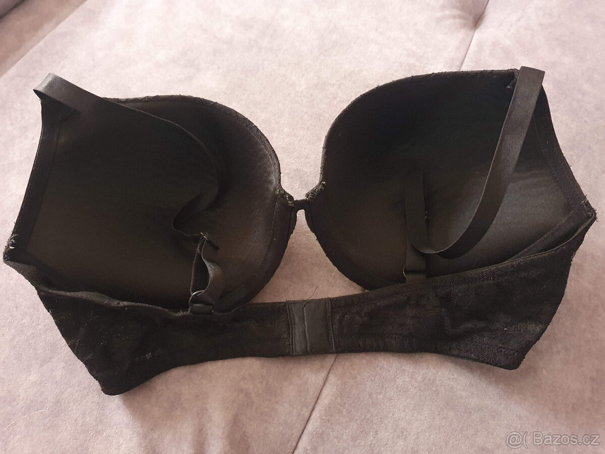 H&M černá podprsenka, vel. 85D (38D) - 2