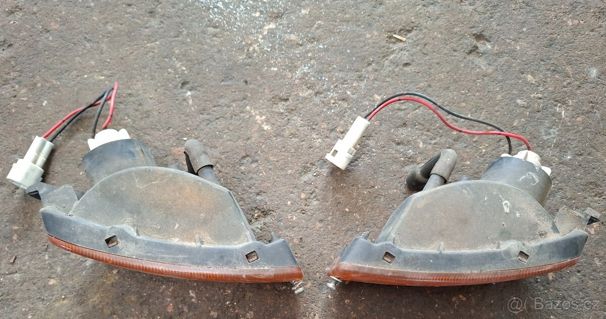 Přední blinkry Subaru Impreza GC8 - 2