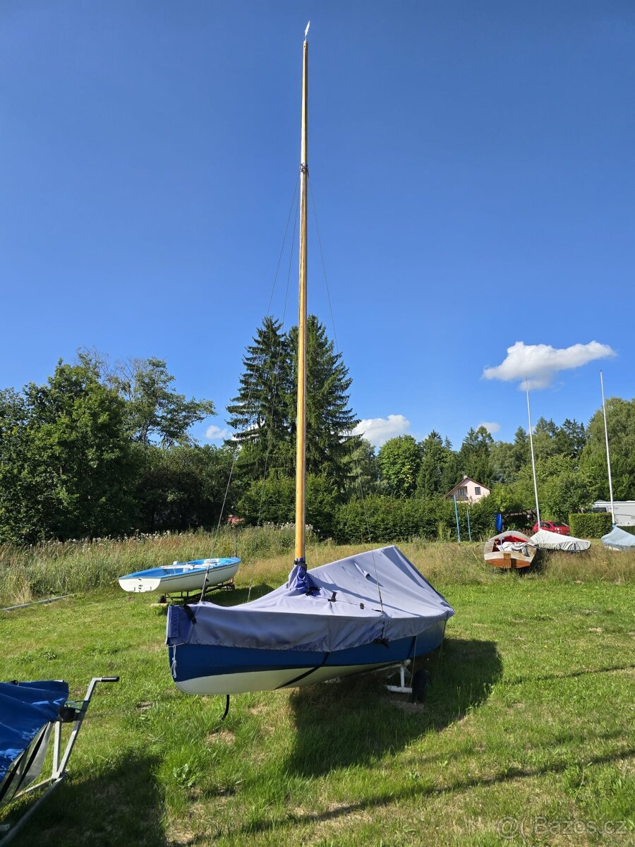 Prodám plachetnici Pirat - 2