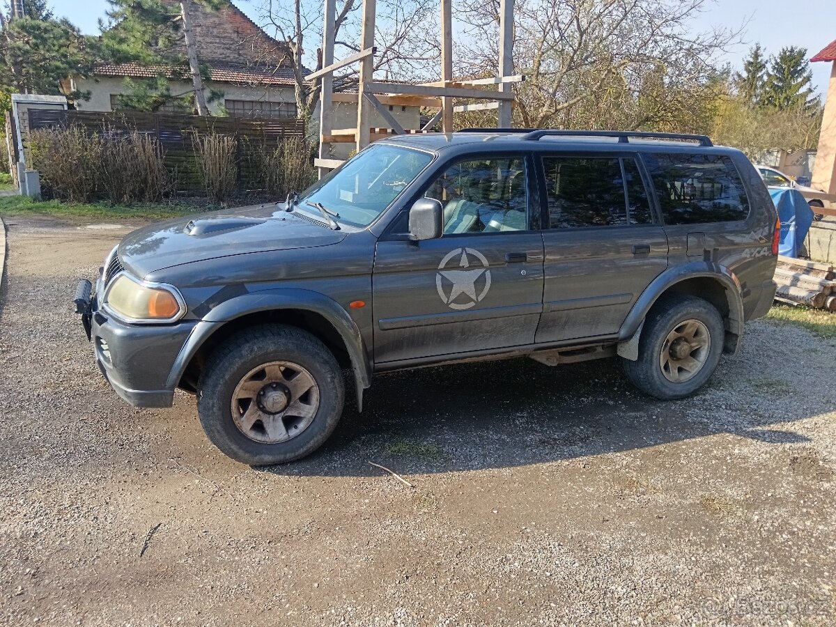 Mitsubishi Pajero sport - 2
