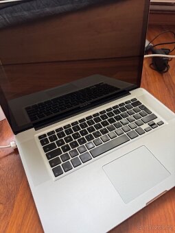 Prodám RETRO MacBook Pro 15,4" - 2