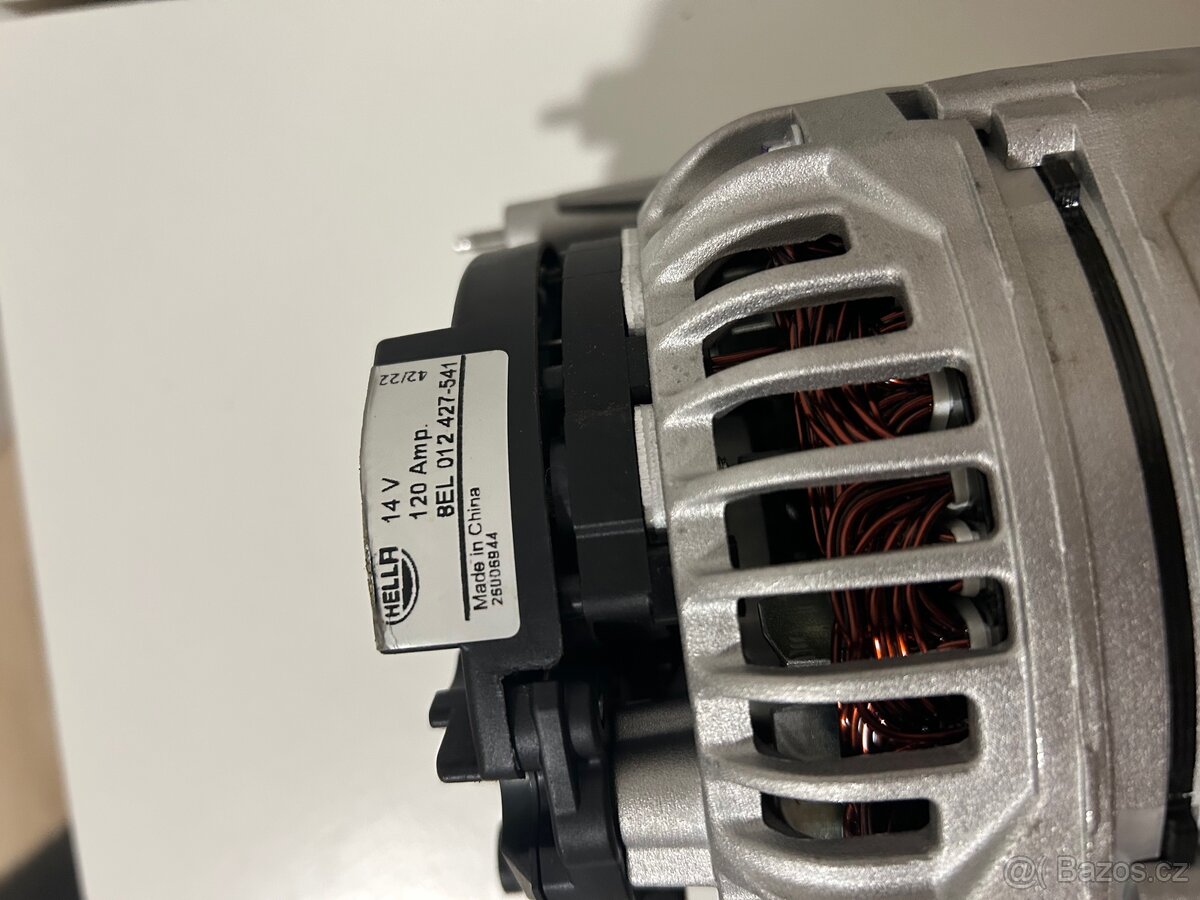 HELLA 8EL 012 427-541 - Alternátor - 2