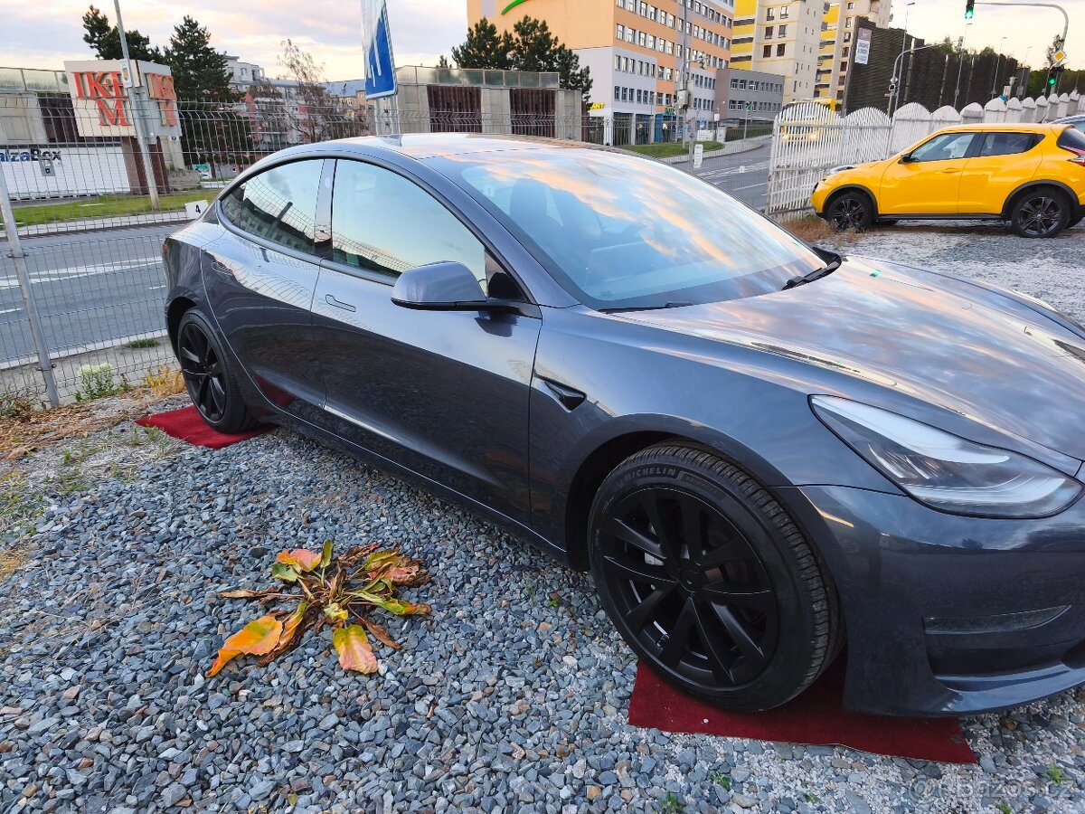 Tesla model 3 long range -refresh model 2021 - 2