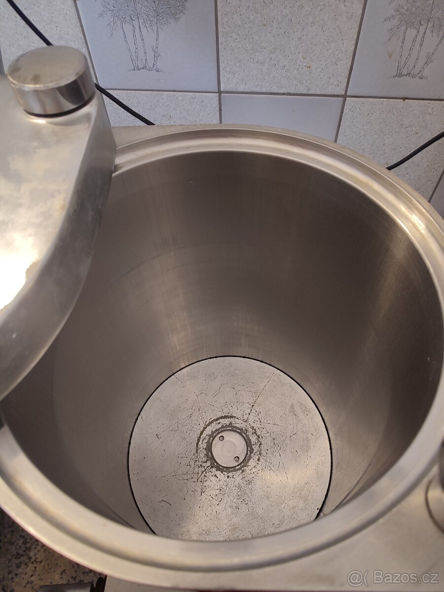 Hydraulická plnička klobás - 2