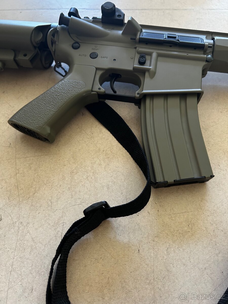 Prodam airsoft M4 - 2