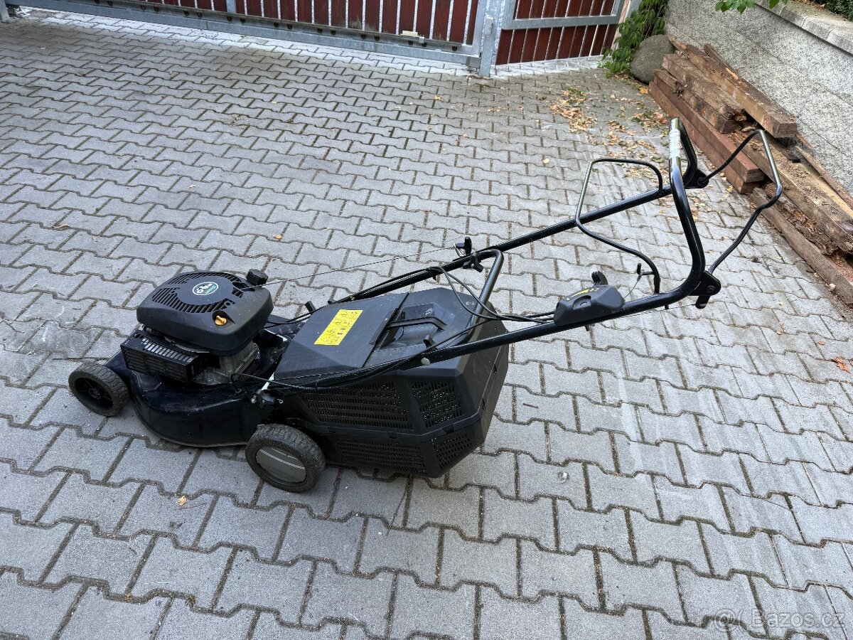 Benzinová sekačka Hurricane HBG 46 R - 2