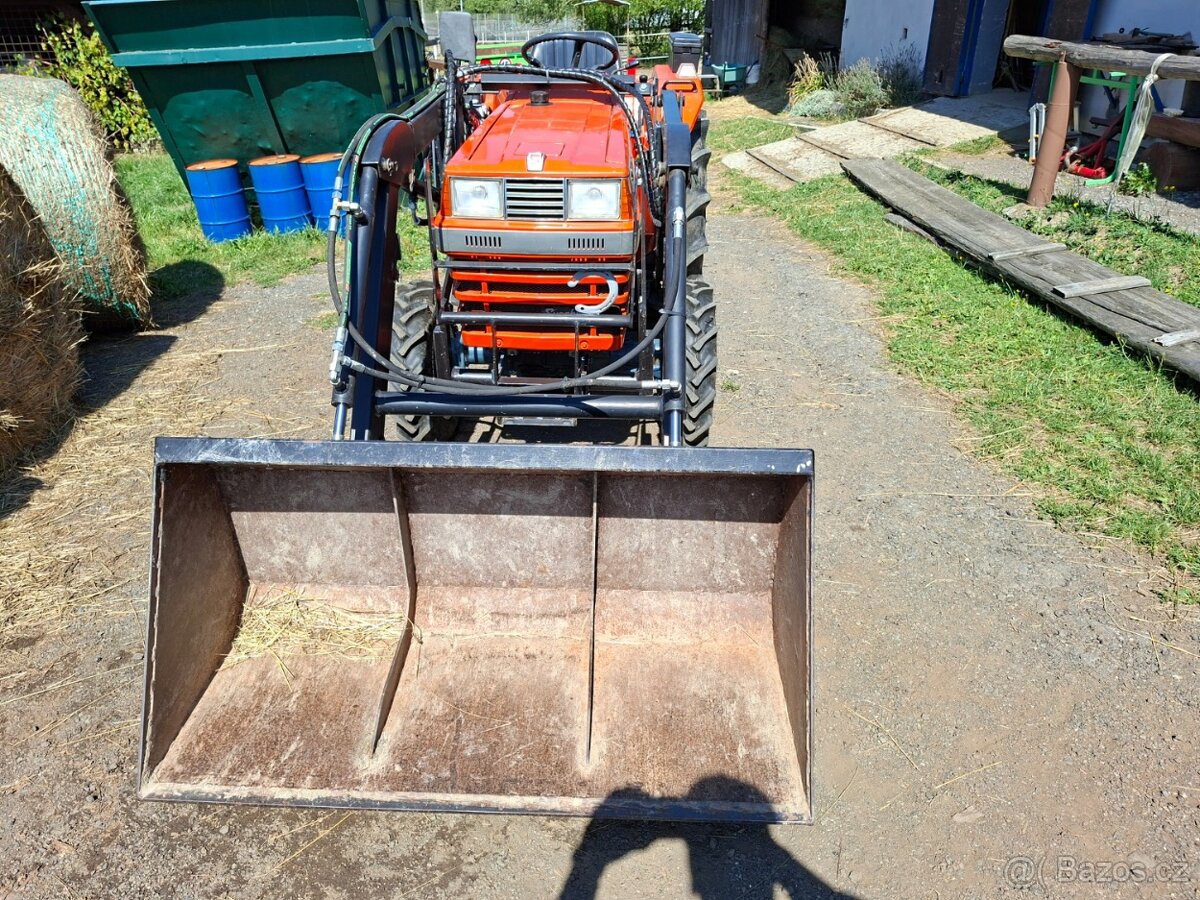 KUBOTA L1-225 SUNSHINE 4X4 - 2
