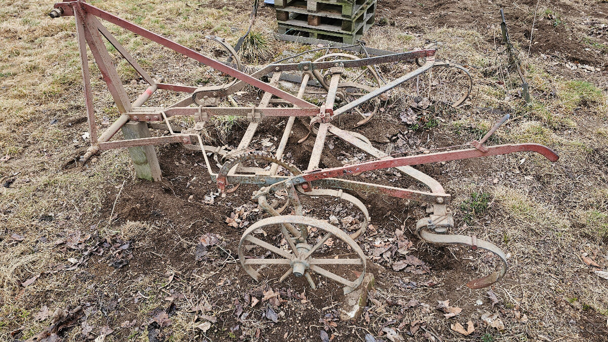 Zemedelske stroje - 2